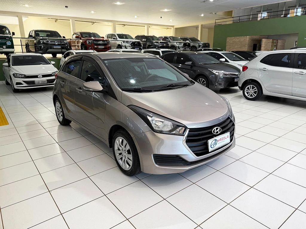 HYUNDAI HB20