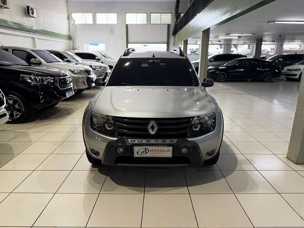 RENAULT DUSTER