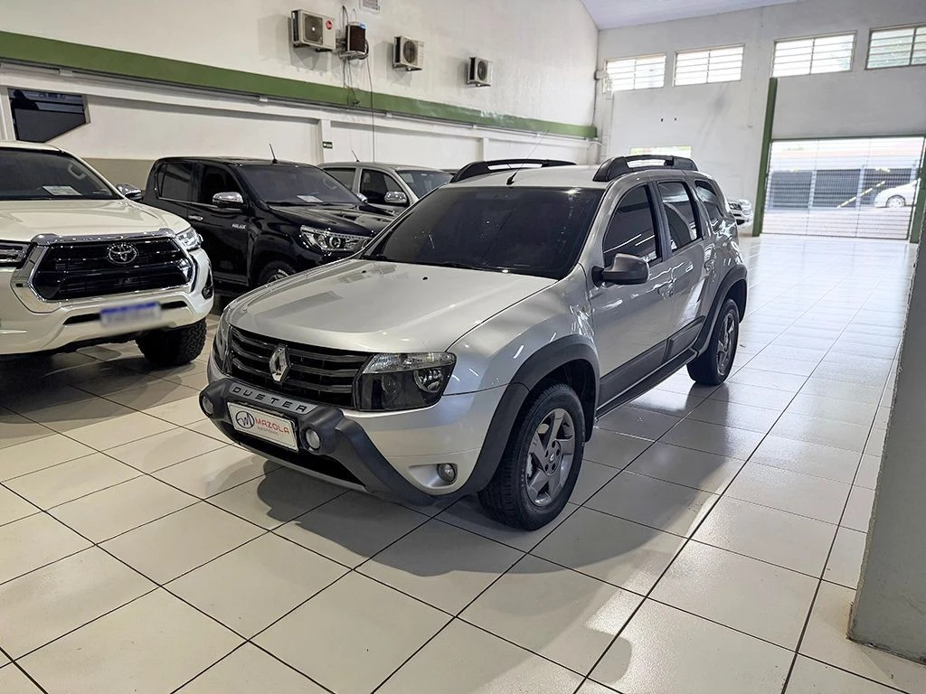 RENAULT DUSTER