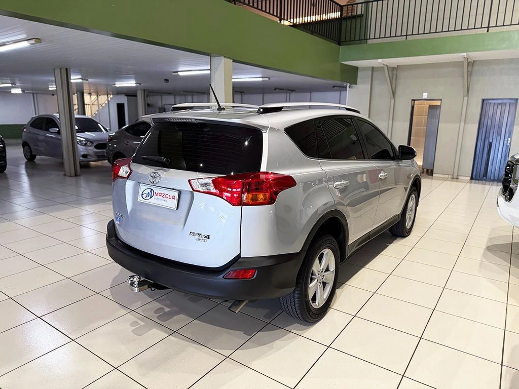 TOYOTA RAV4