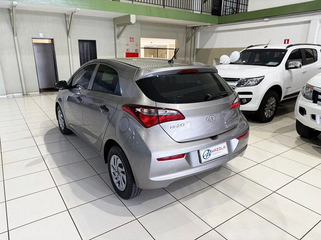 HYUNDAI HB20