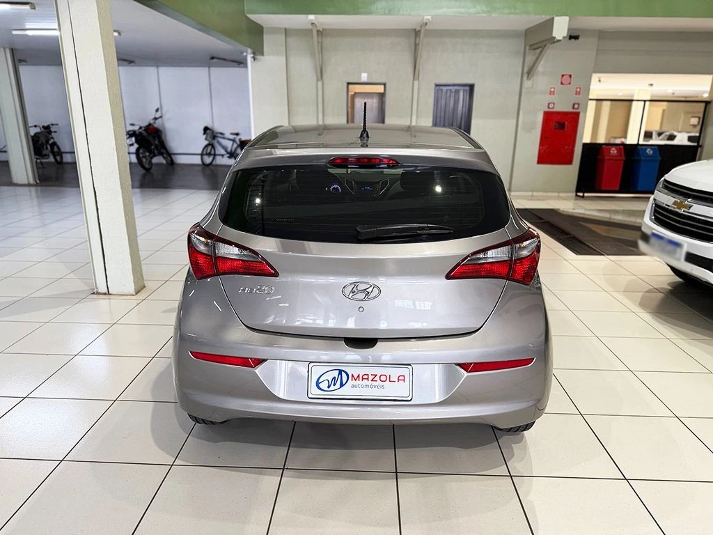 HYUNDAI HB20