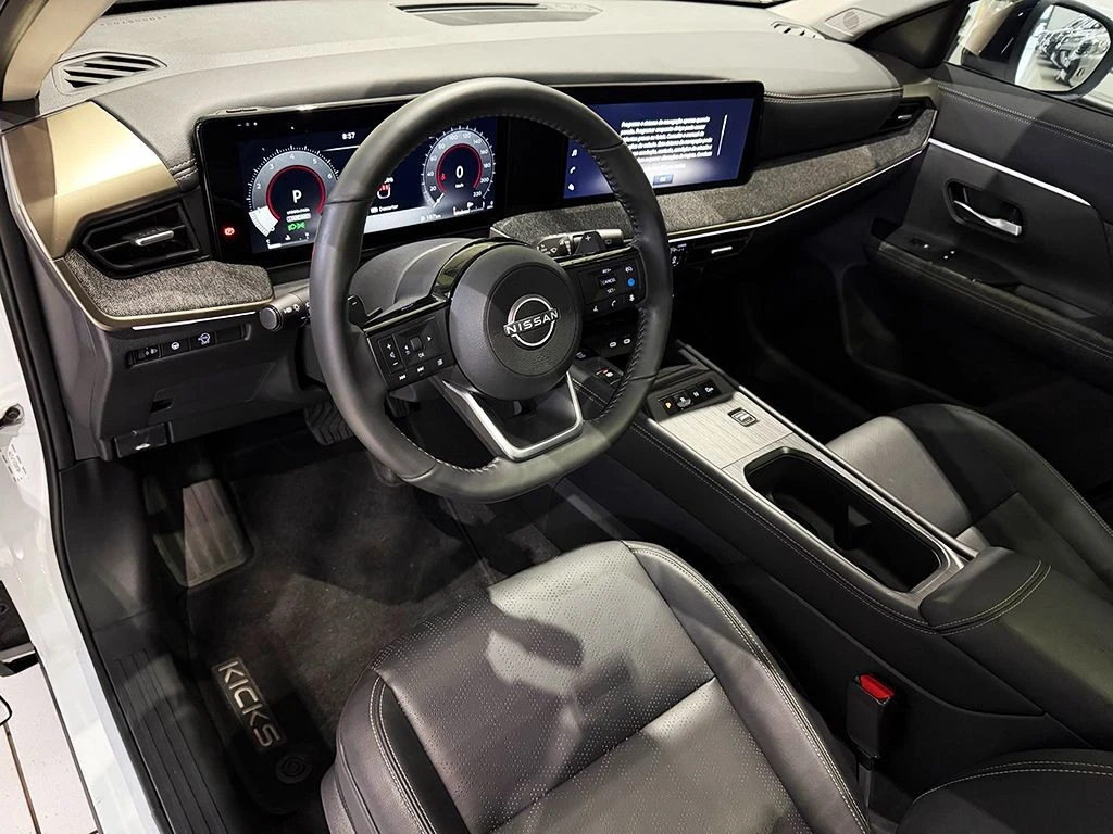NISSAN KICKS