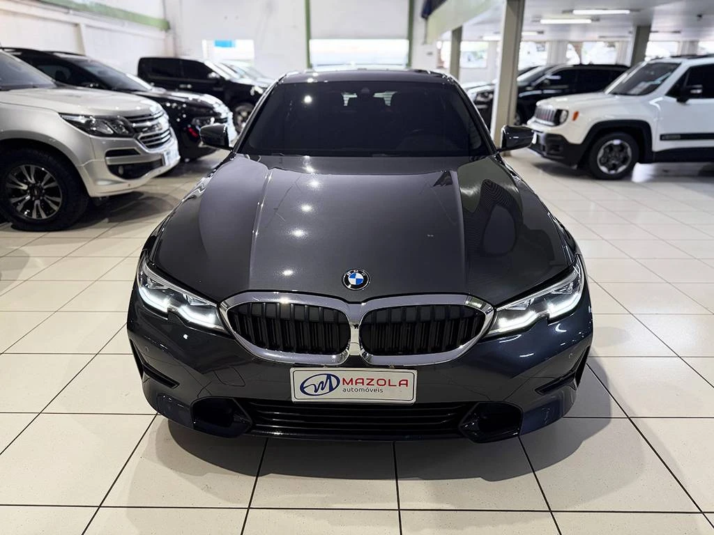 BMW 320i