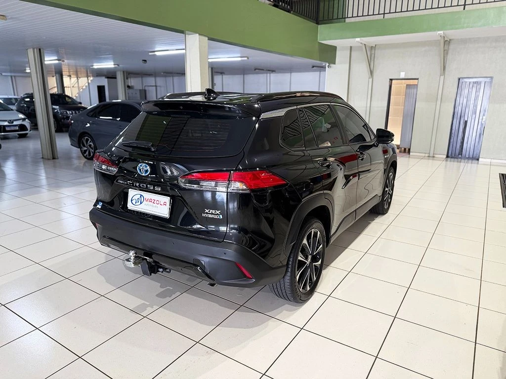 TOYOTA COROLLA CROSS