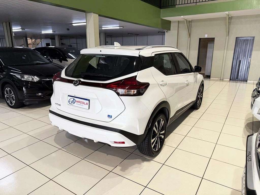 NISSAN KICKS