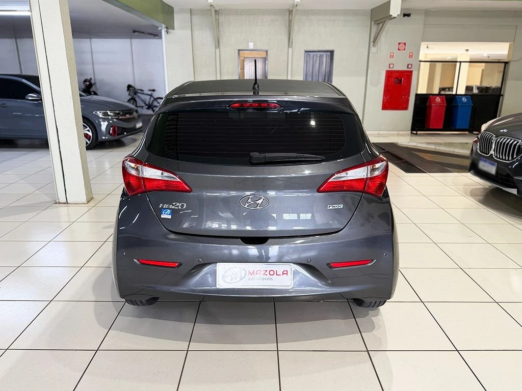 HYUNDAI HB20