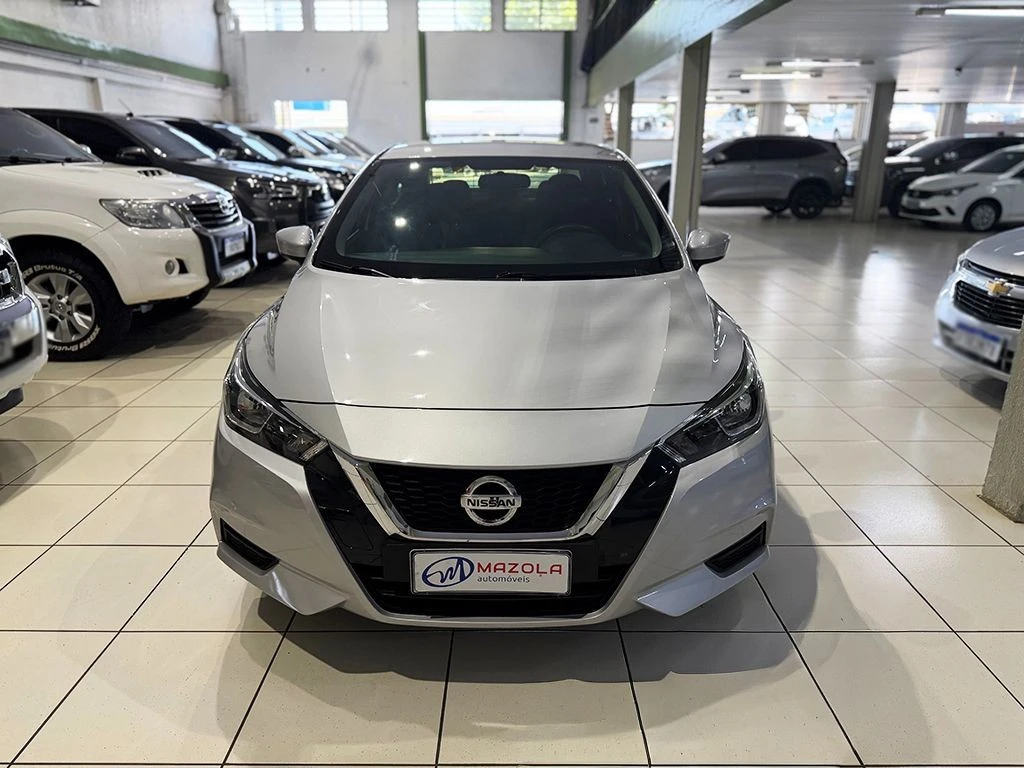 NISSAN VERSA