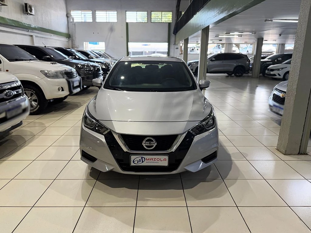 NISSAN VERSA