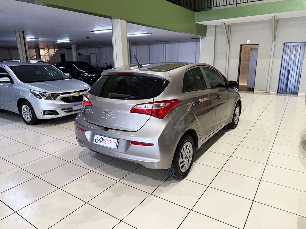 HYUNDAI HB20
