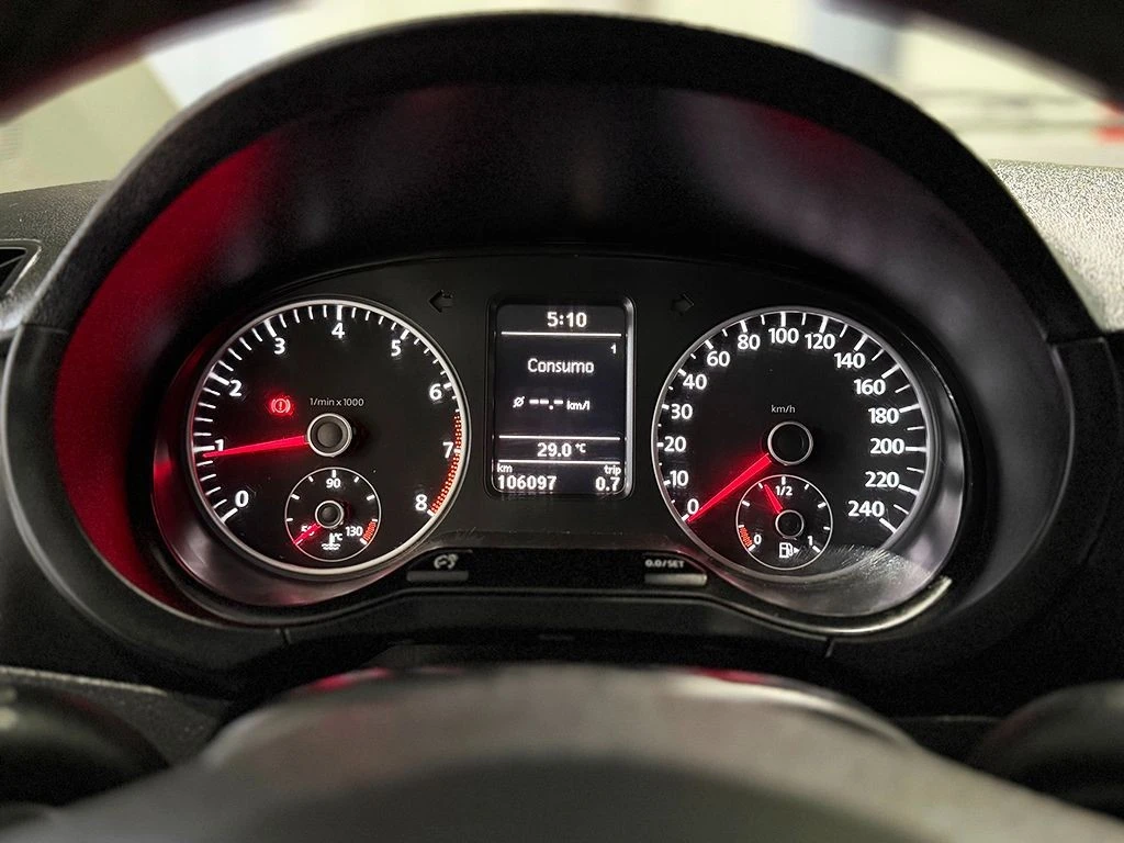 VOLKSWAGEN SPACE CROSS