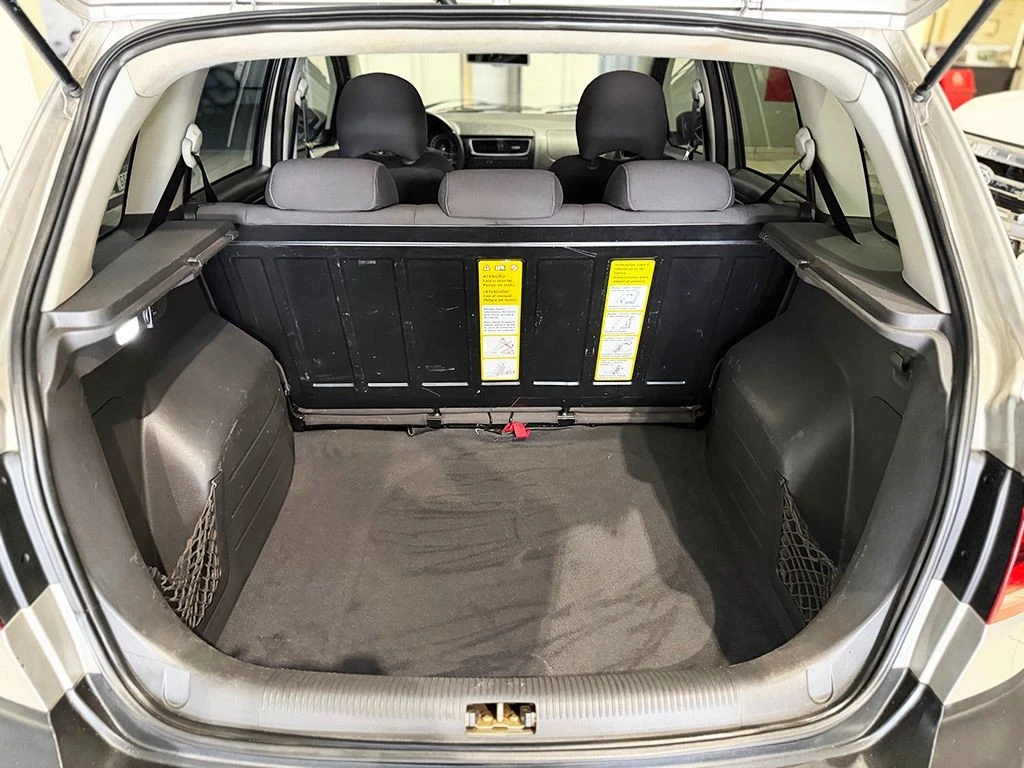 VOLKSWAGEN SPACE CROSS