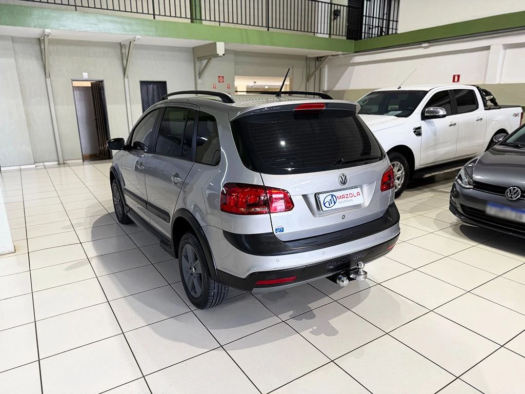 VOLKSWAGEN SPACE CROSS
