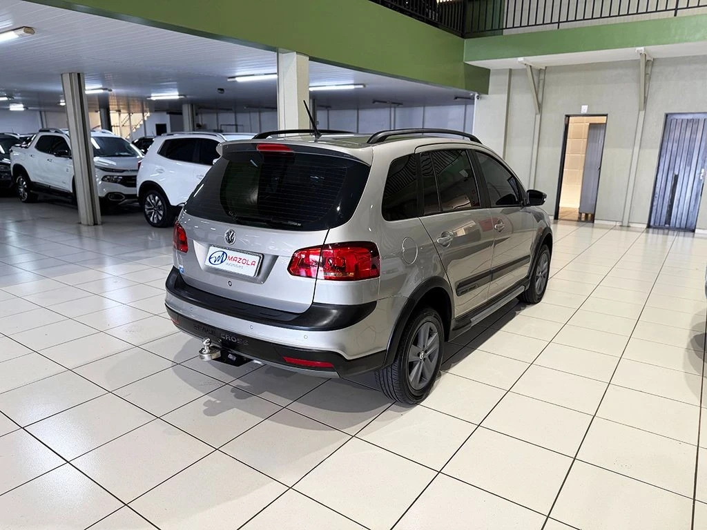 VOLKSWAGEN SPACE CROSS
