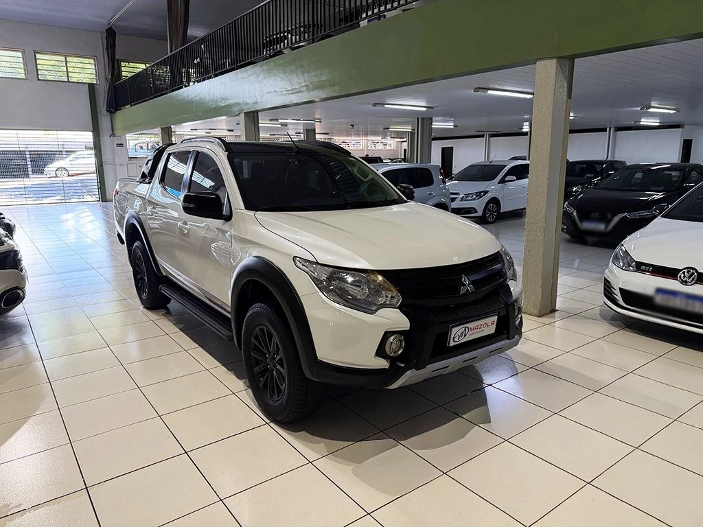 MITSUBISHI L200 TRITON
