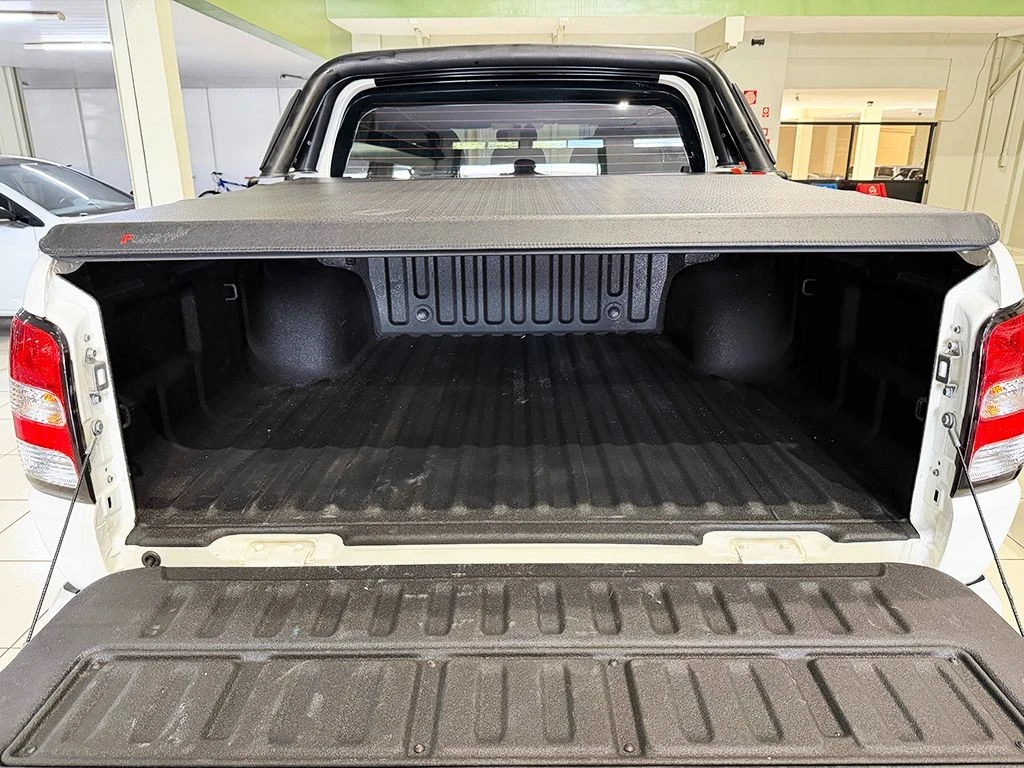 MITSUBISHI L200 TRITON