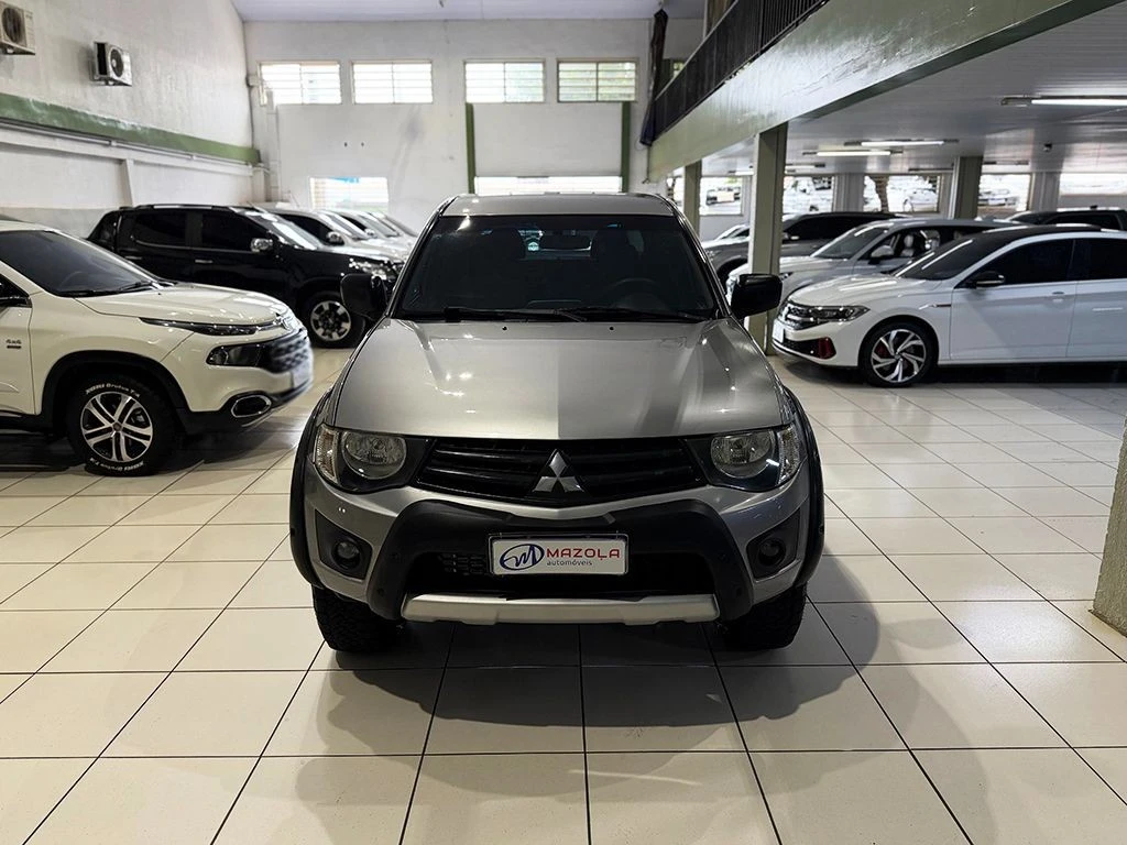 MITSUBISHI L200 TRITON