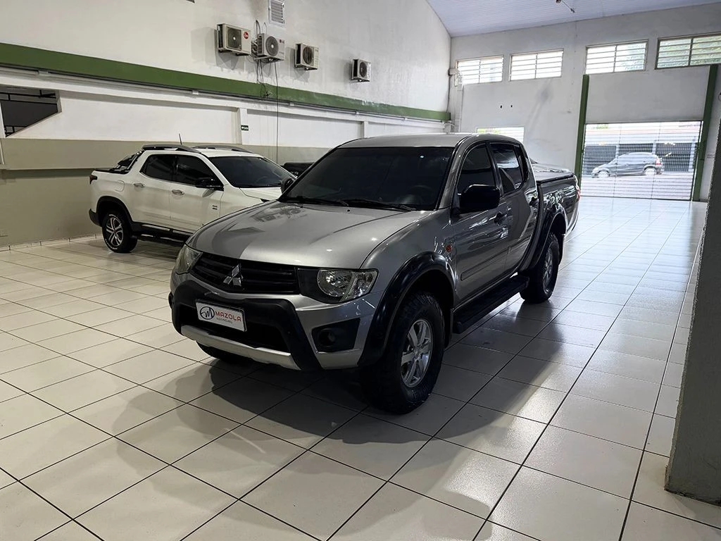 MITSUBISHI L200 TRITON