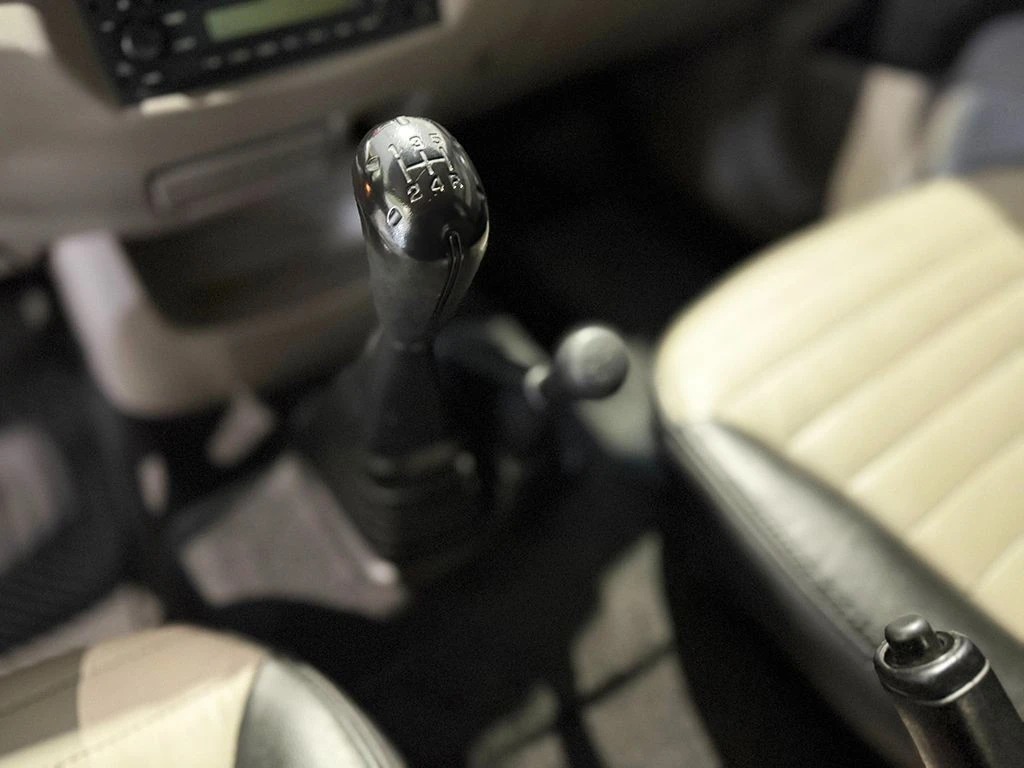 MITSUBISHI L200 TRITON