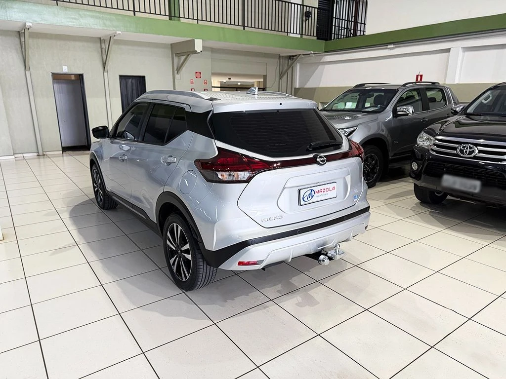 NISSAN KICKS