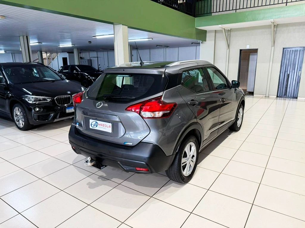 NISSAN KICKS