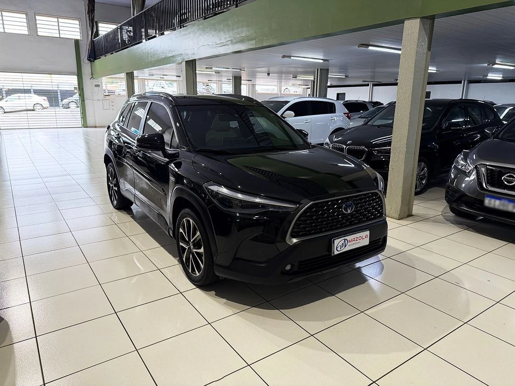 TOYOTA COROLLA CROSS