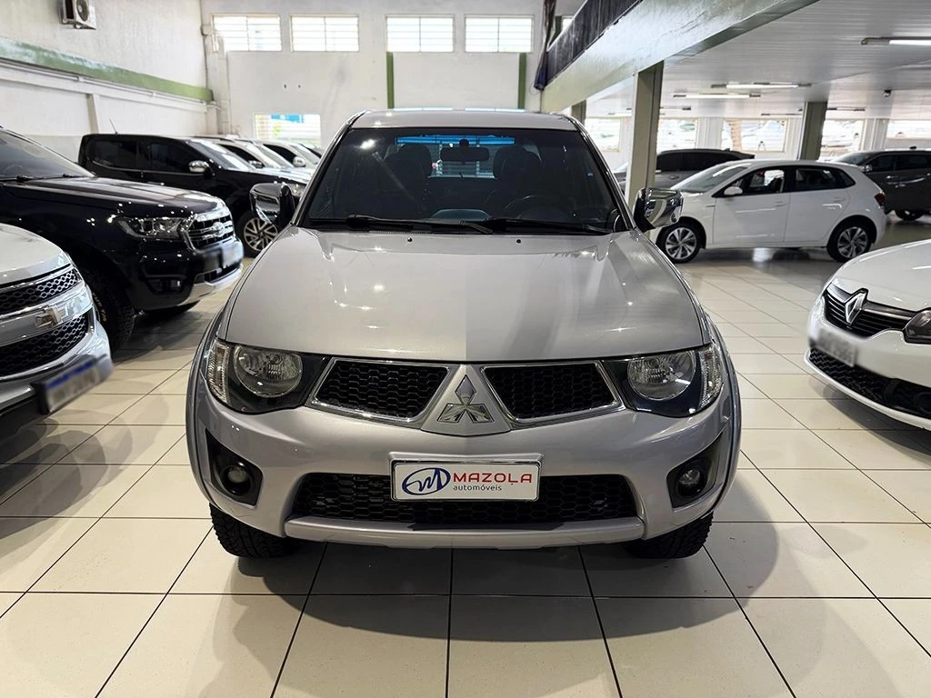 MITSUBISHI L200 TRITON