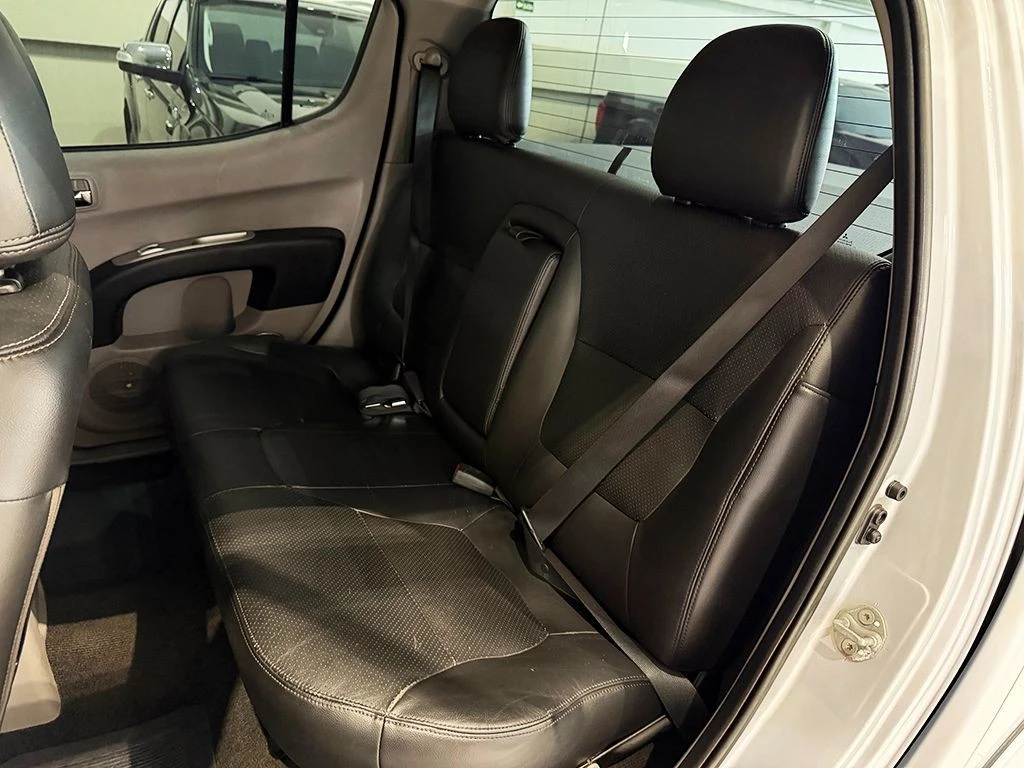 MITSUBISHI L200 TRITON