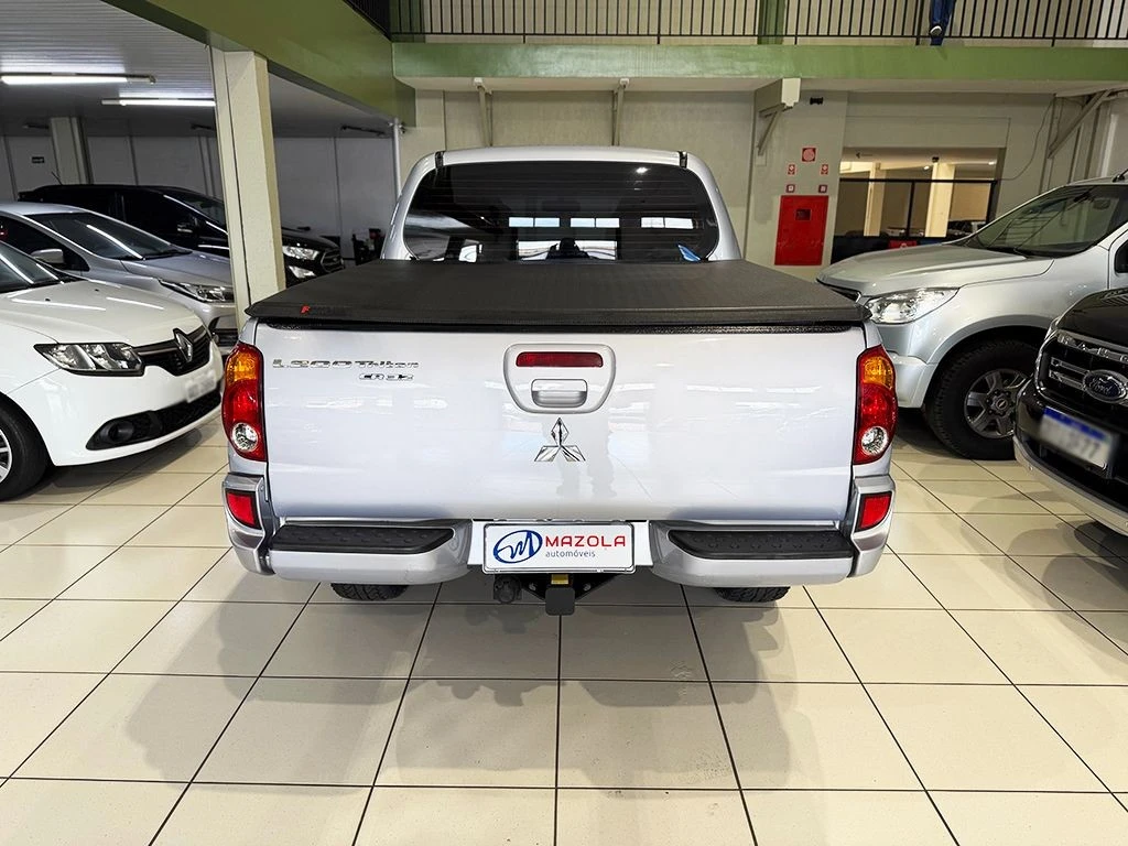 MITSUBISHI L200 TRITON