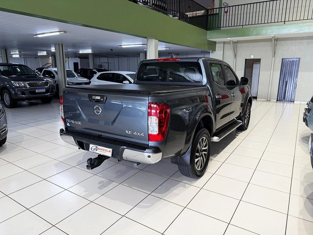 NISSAN FRONTIER