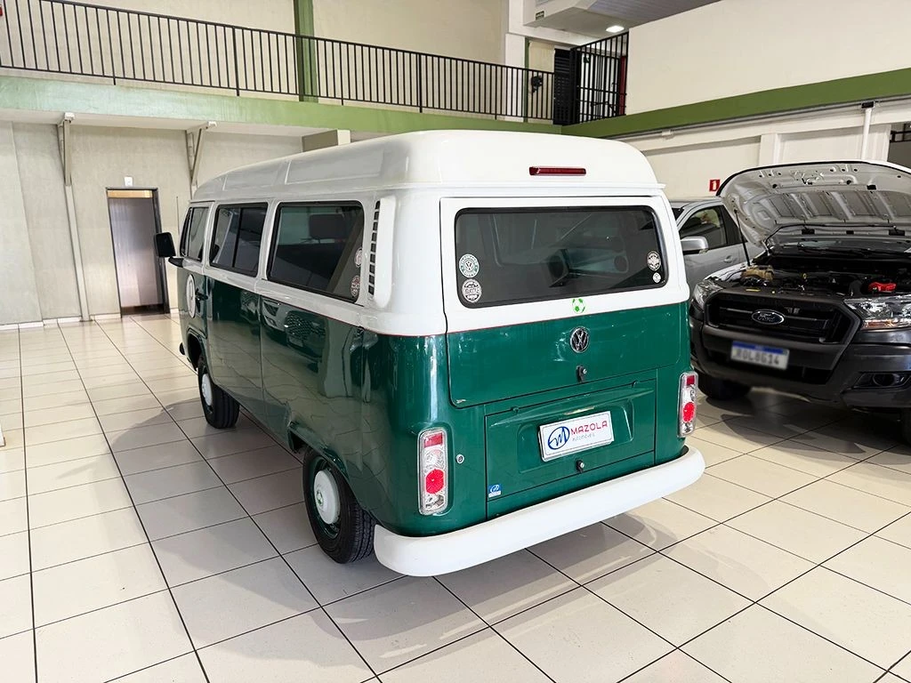 VOLKSWAGEN KOMBI