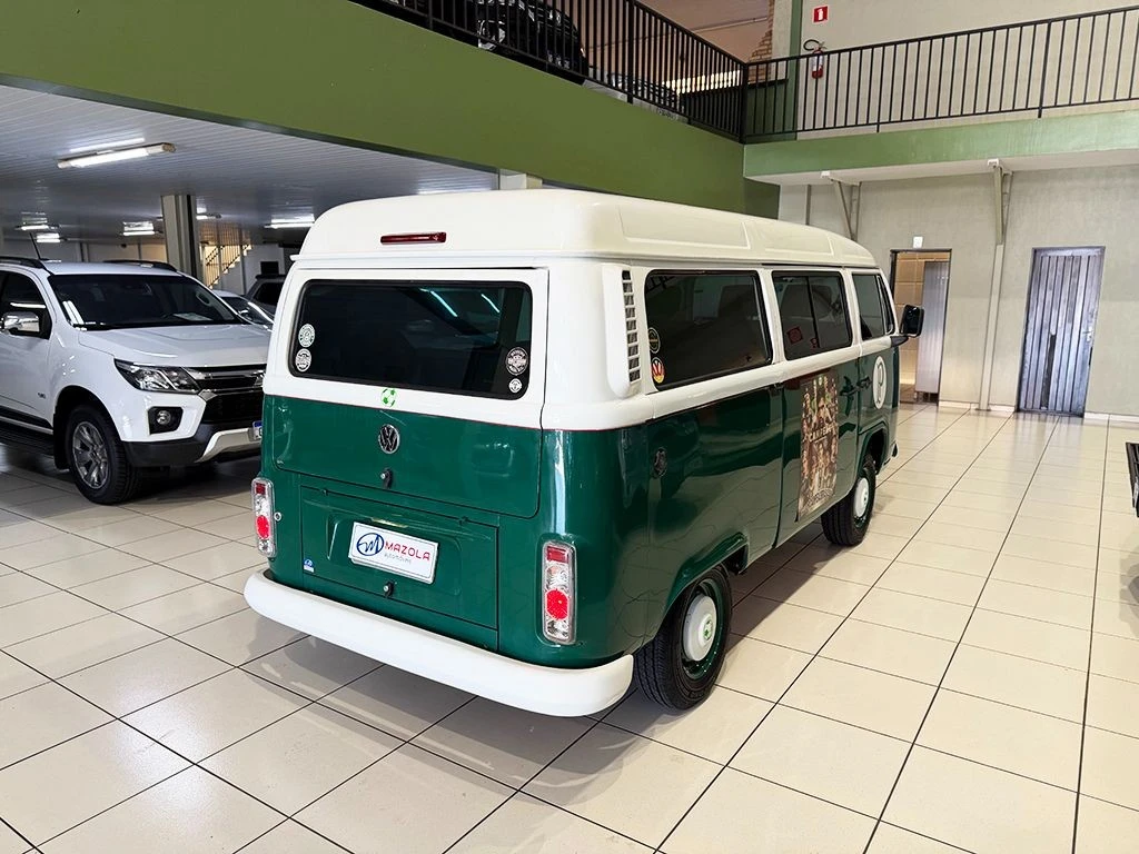 VOLKSWAGEN KOMBI