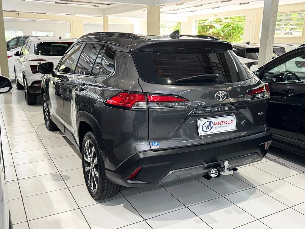 TOYOTA COROLLA CROSS