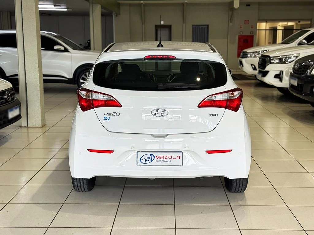 HYUNDAI HB20