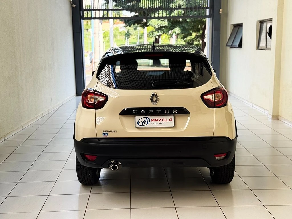 RENAULT CAPTUR