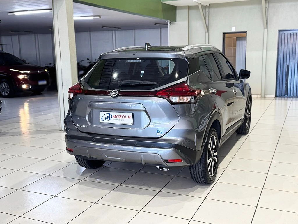 NISSAN KICKS