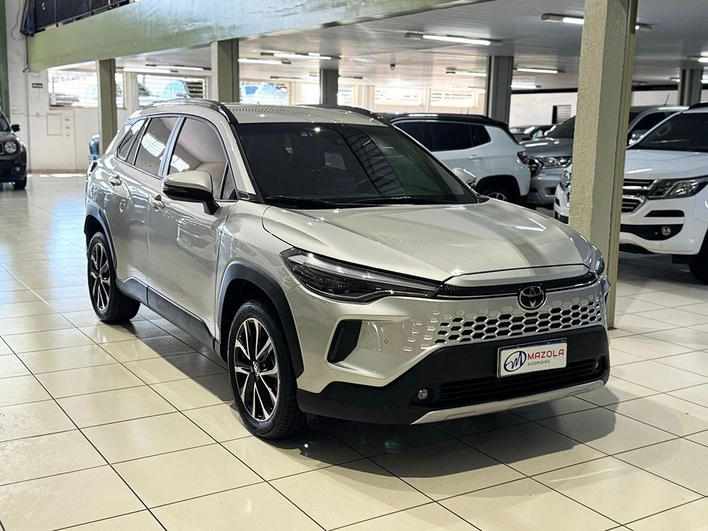 TOYOTA COROLLA CROSS