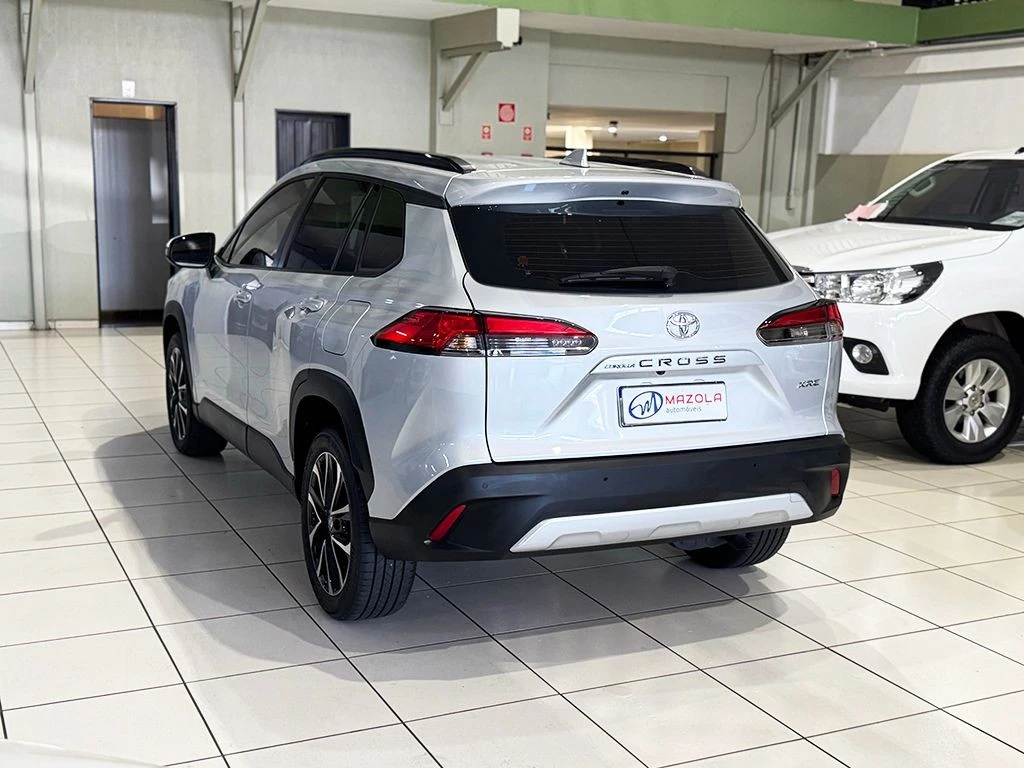 TOYOTA COROLLA CROSS