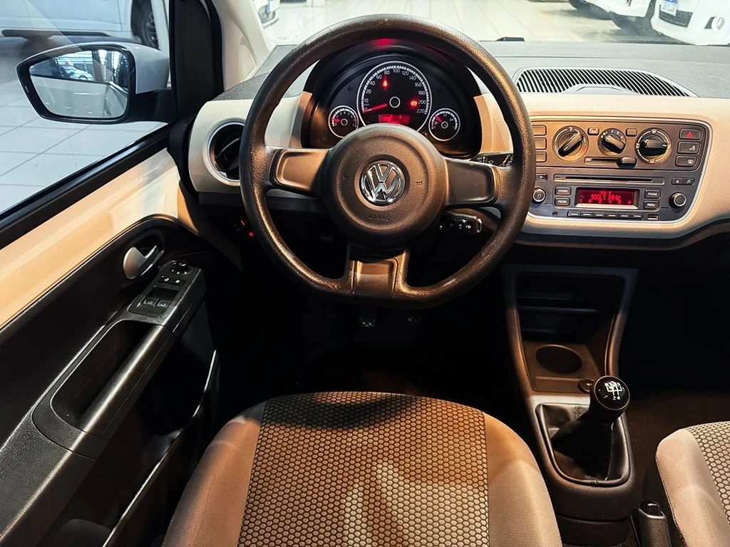 VOLKSWAGEN UP