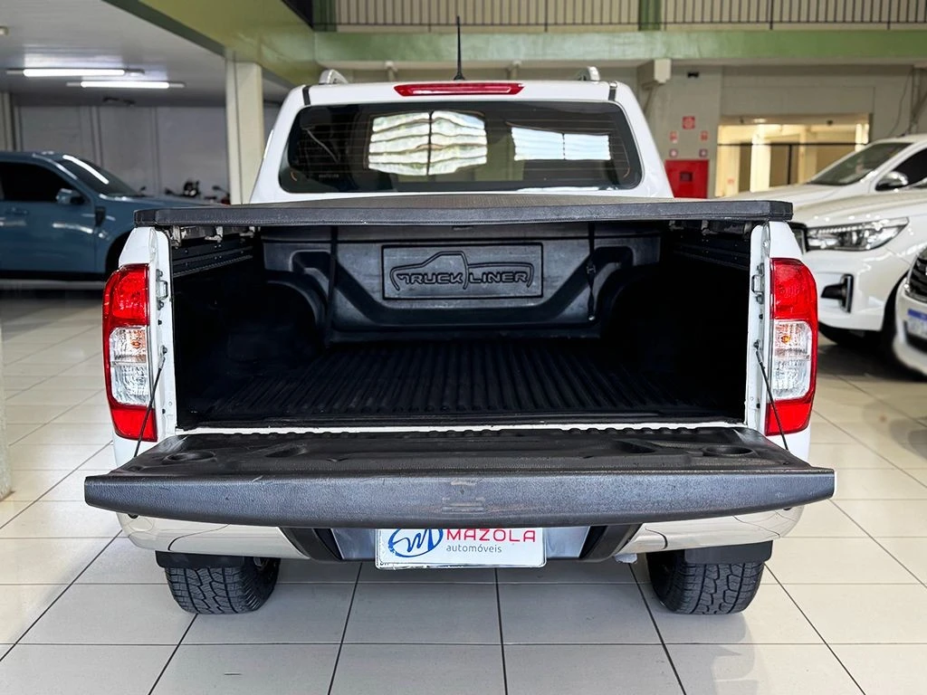 NISSAN FRONTIER