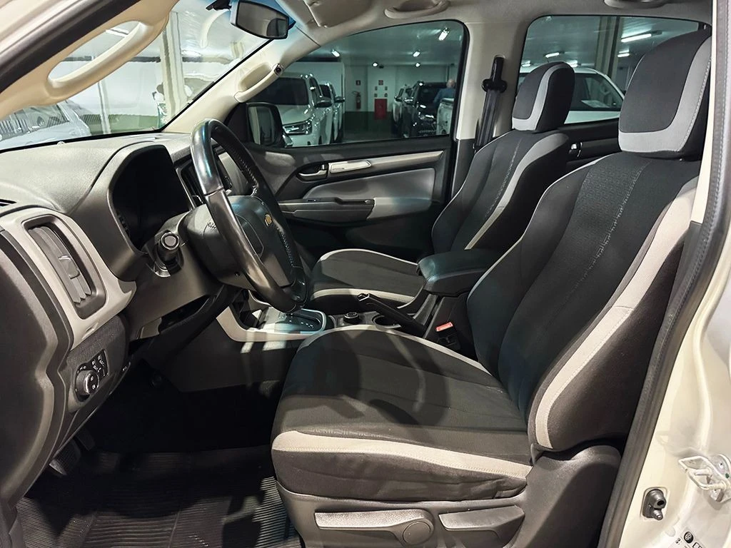 CHEVROLET S10
