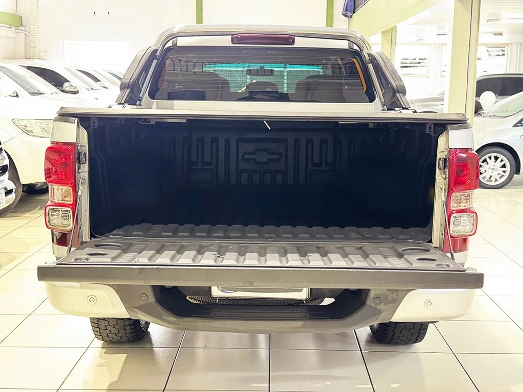 CHEVROLET S10