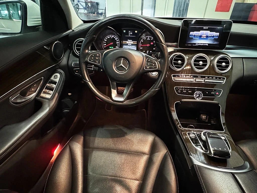 MERCEDES-BENZ C 180