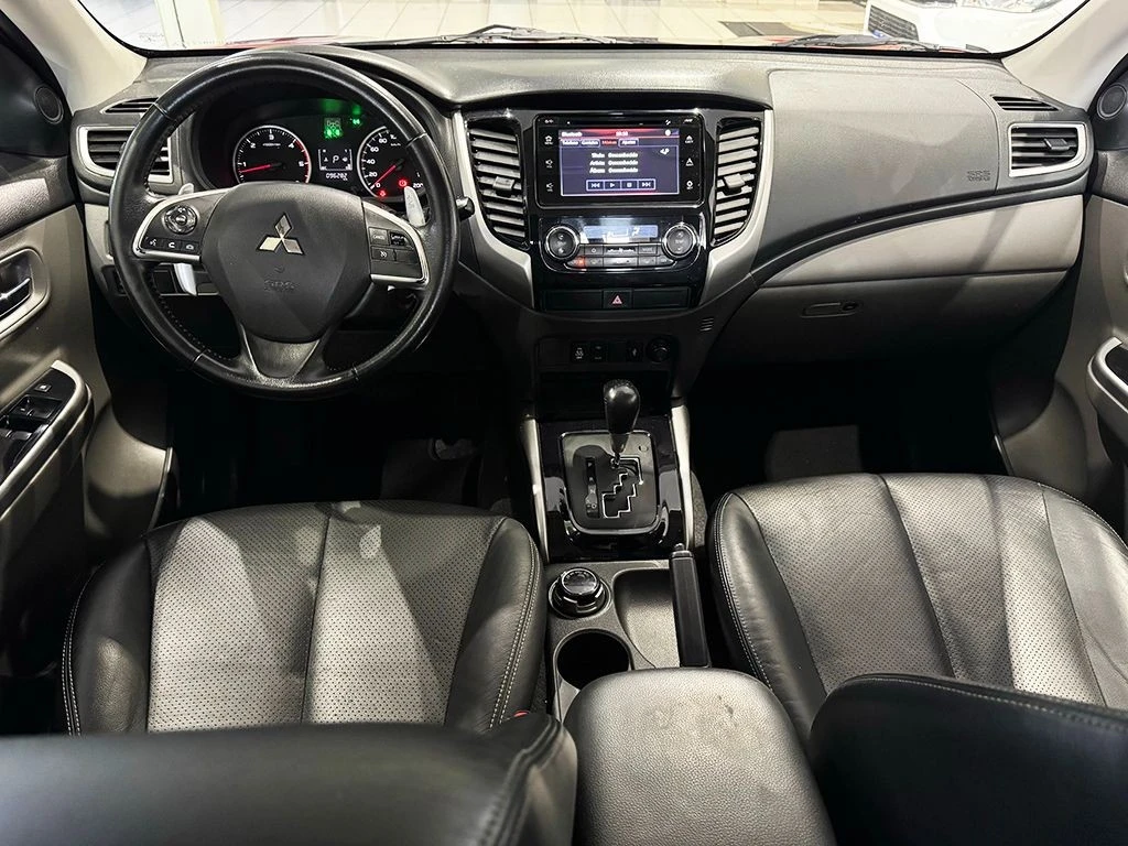 MITSUBISHI L200 TRITON