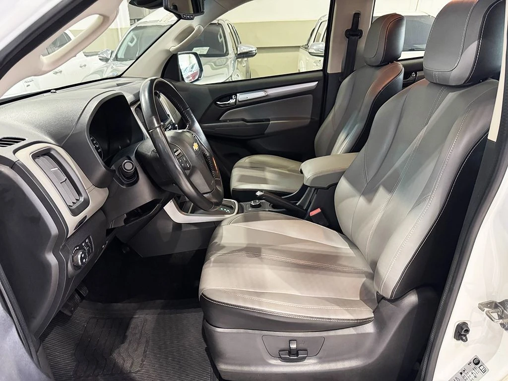 CHEVROLET S10