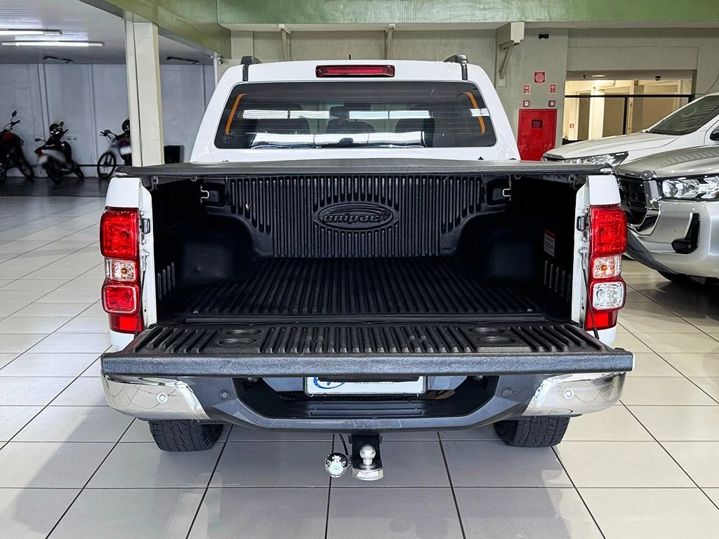 CHEVROLET S10