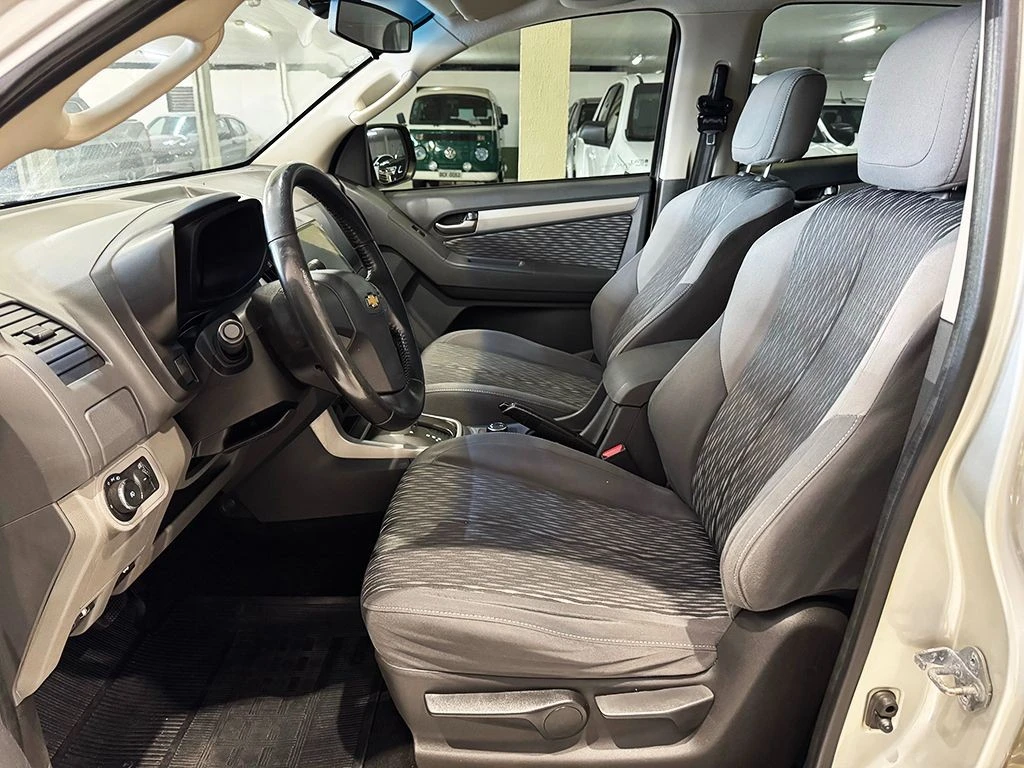 CHEVROLET S10