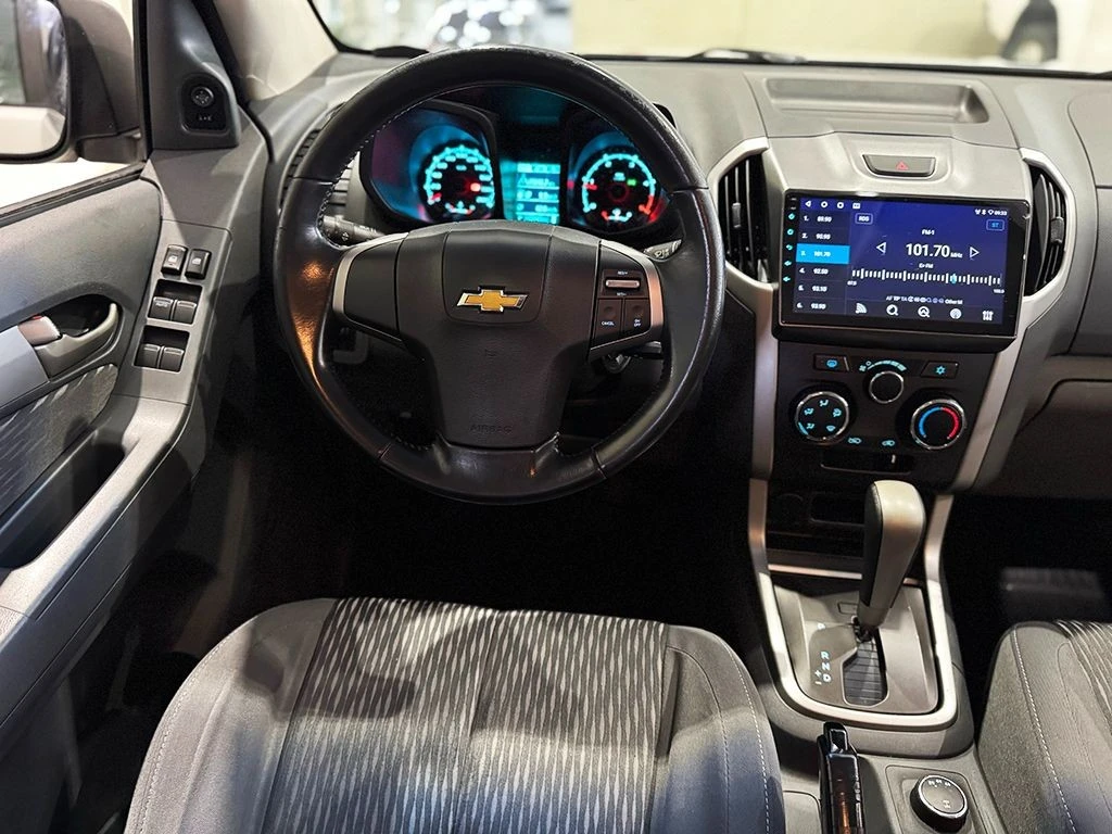 CHEVROLET S10