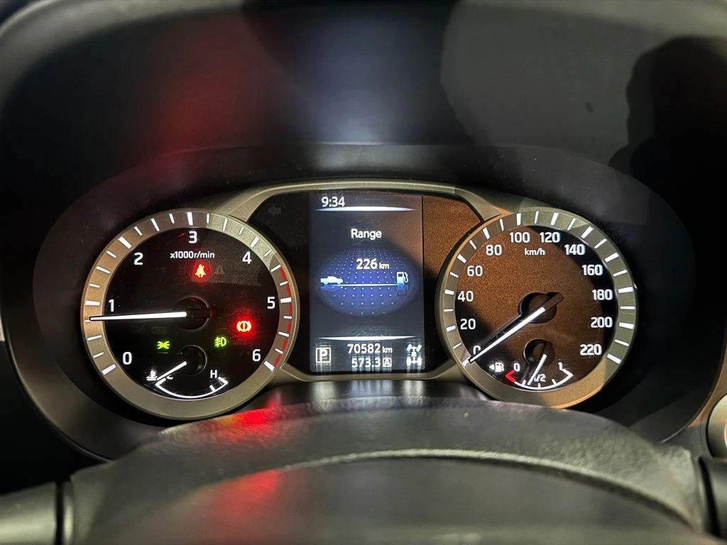 NISSAN FRONTIER
