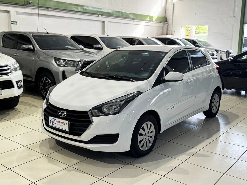 HYUNDAI HB20